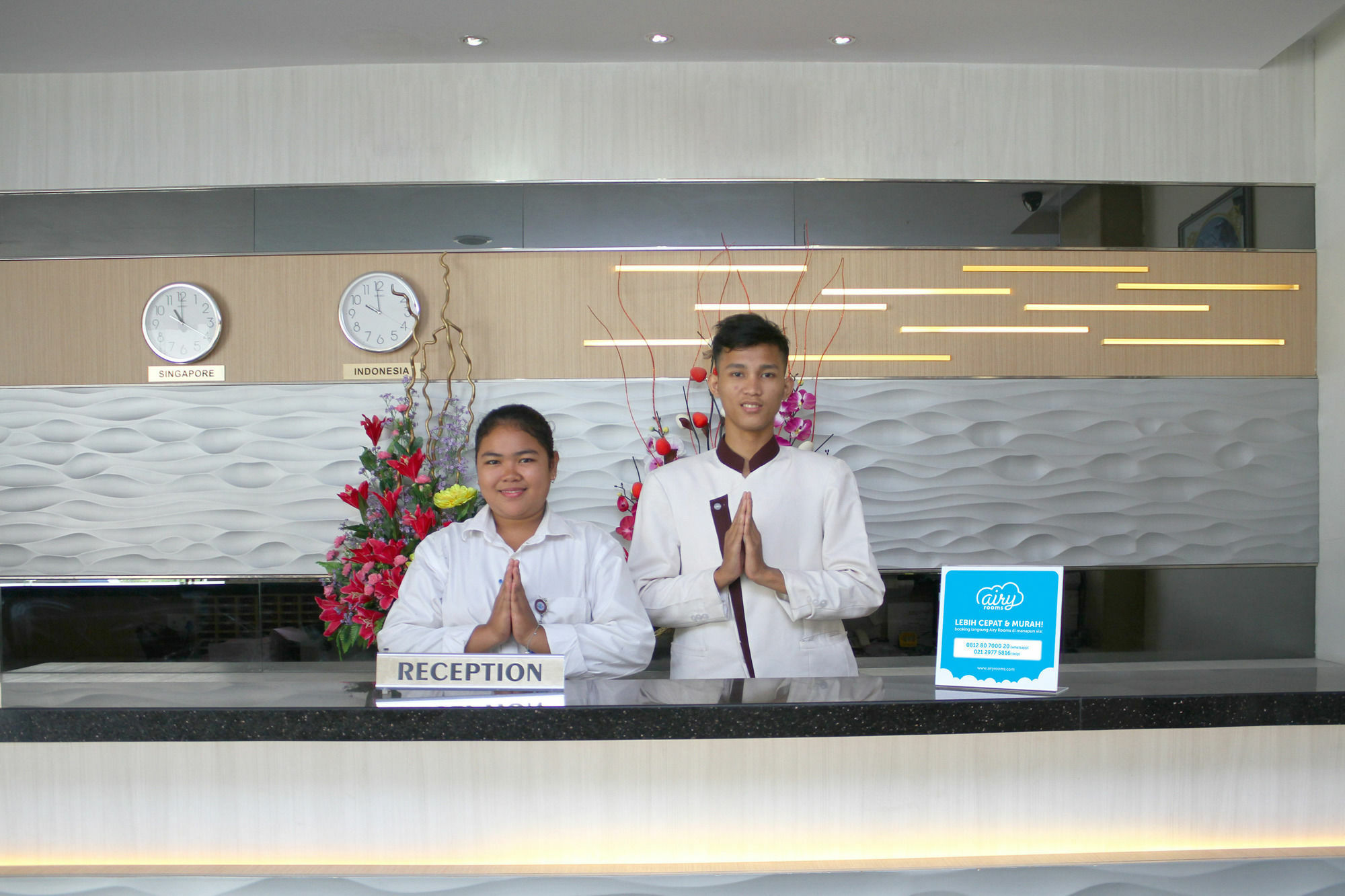 Aviari Hotel Sekupang Buitenkant foto